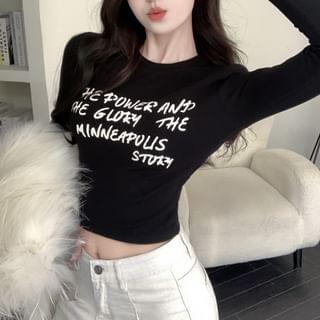 Long-Sleeve Crew Neck Lettering Print Slim Fit Crop T-Shirt Product Image