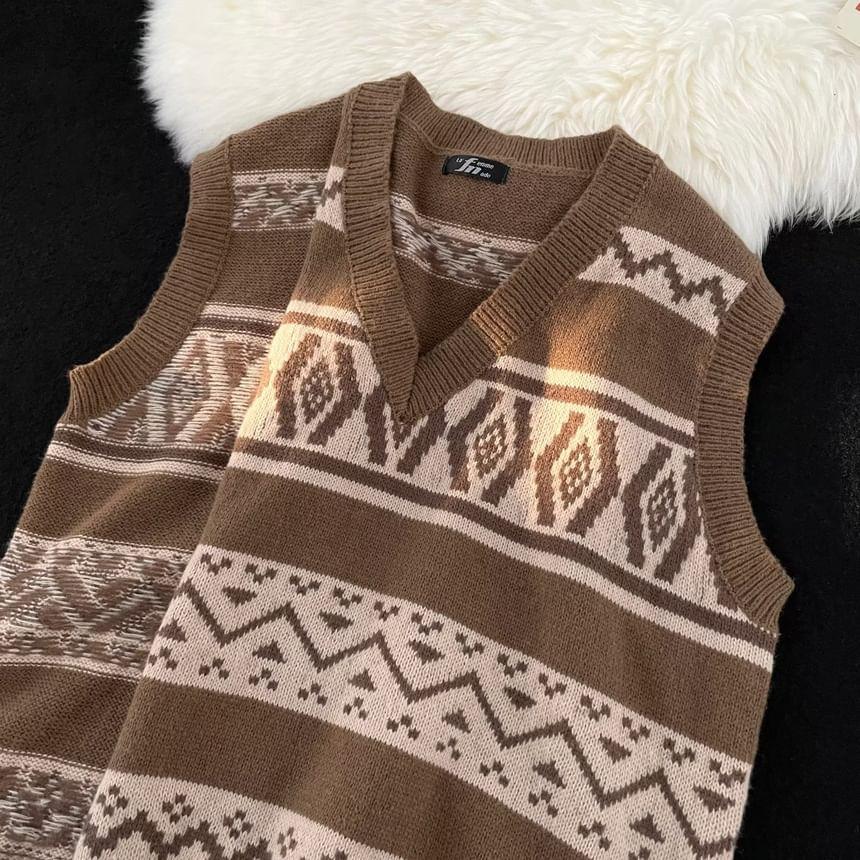 V-Neck Patterned Sweater Vest Product Image