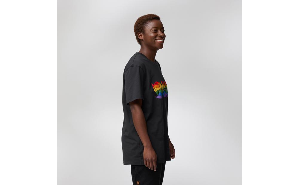 Rainbow T-shirt Product Image