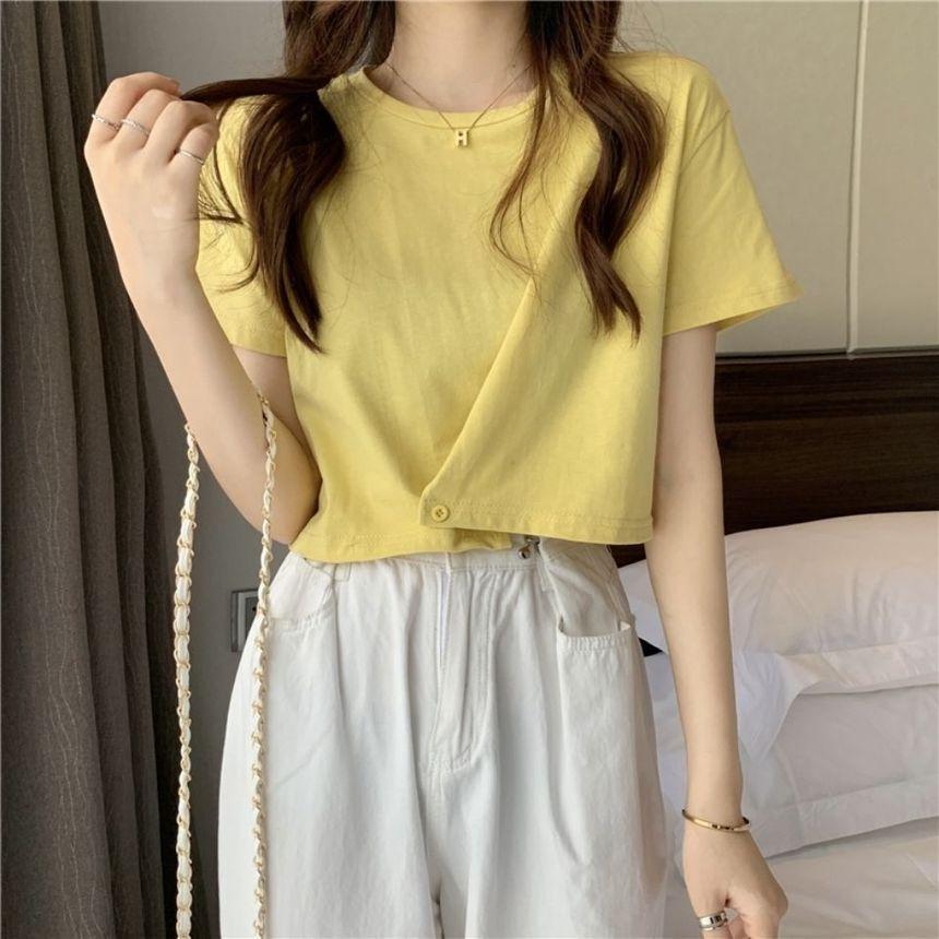 Short-Sleeve Round Neck Plain Buttoned Tee Product Image