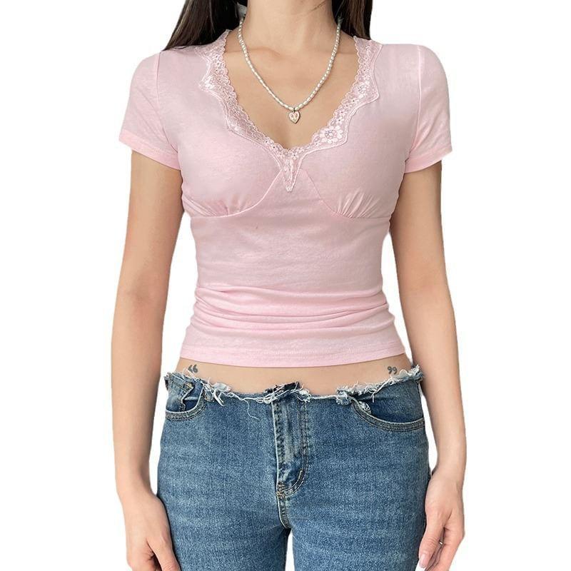 Short-Sleeve V-Neck Plain Lace Trim T-Shirt Product Image