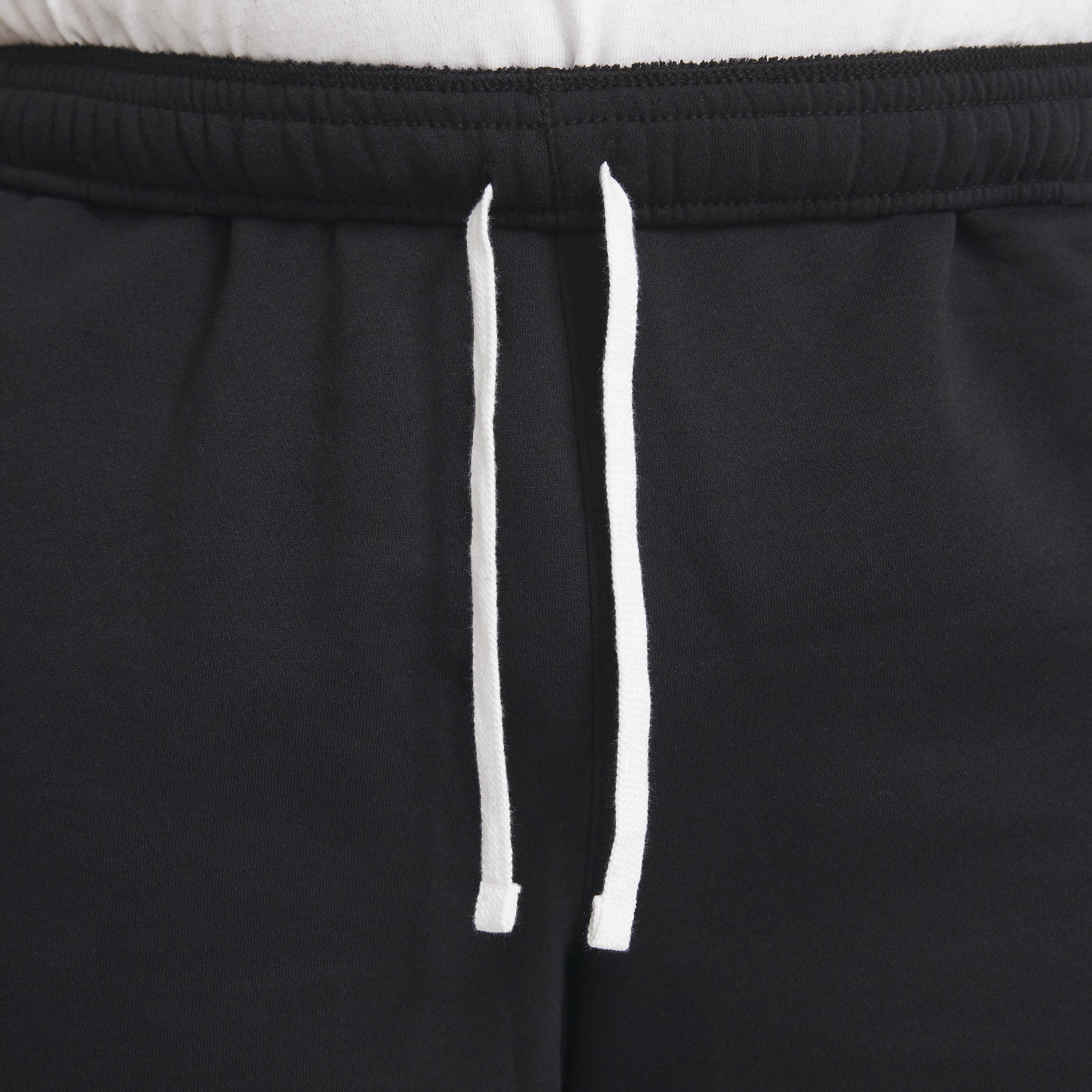 Men's Nike Sportswear Club Graphic Shorts Product Image