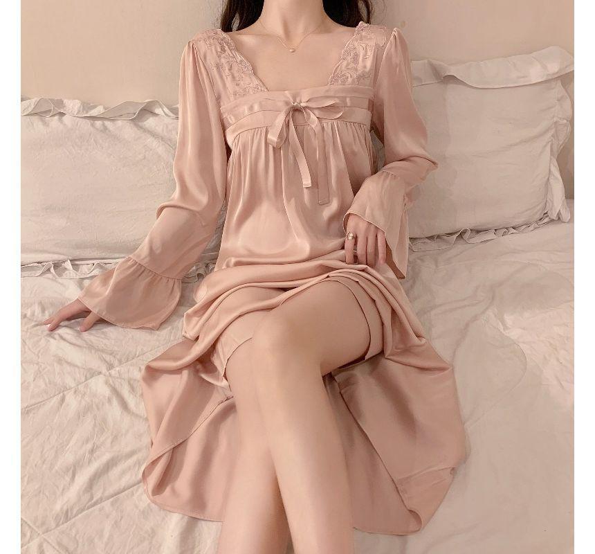 Lace Trim Pajama Set Product Image