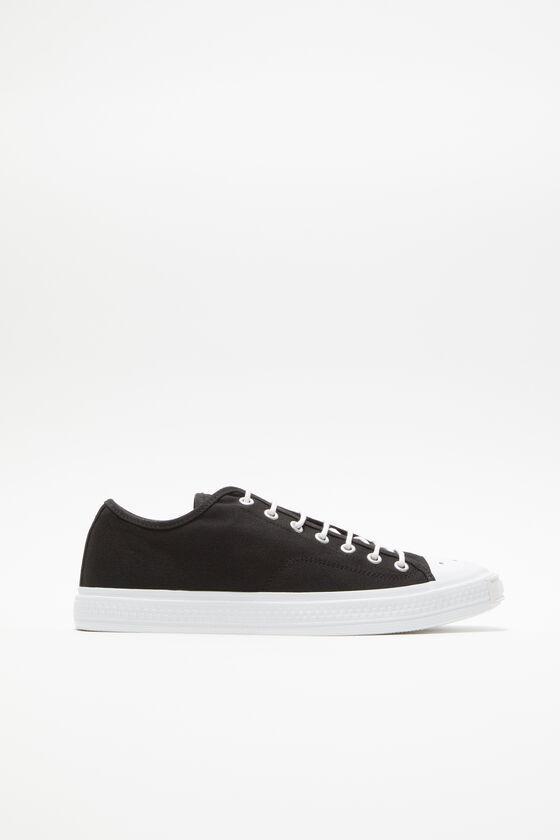 Low top sneakers product image