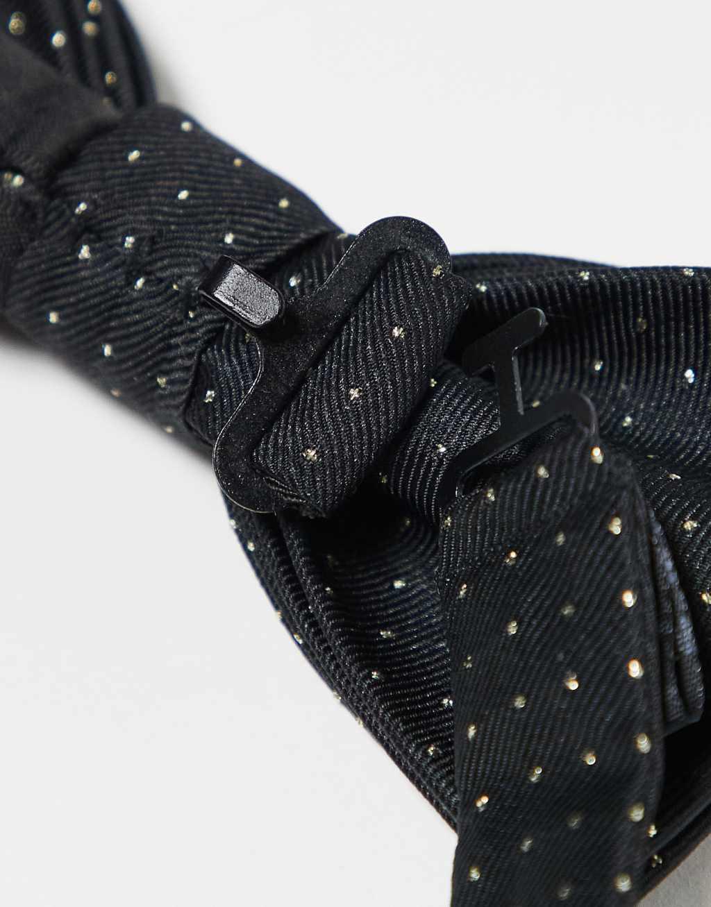 Twisted Tailor bow tie in black and gold Product Image