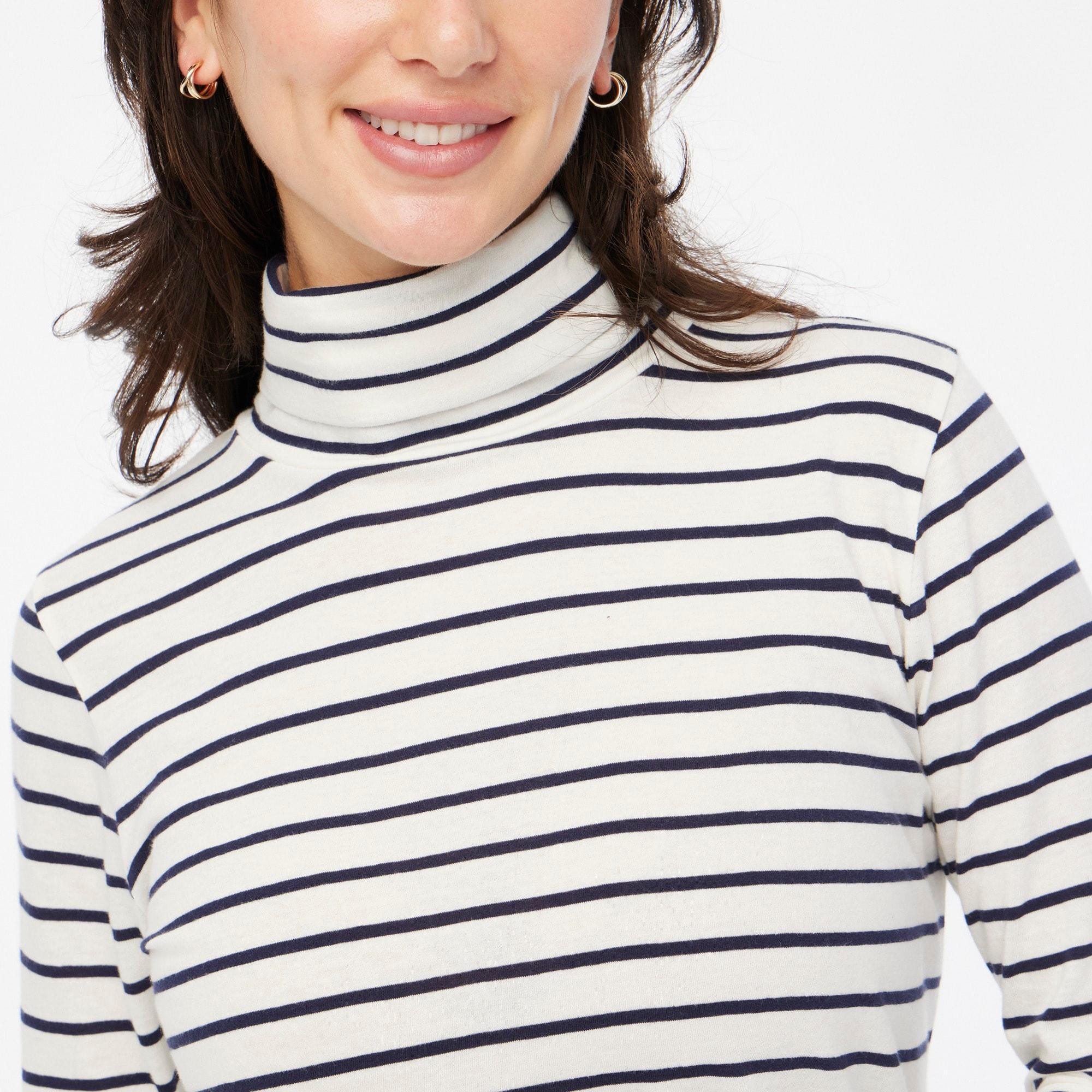 Printed tissue turtleneck Product Image