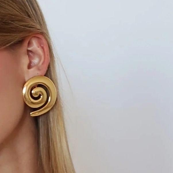 Spiral Dangle Earring Product Image