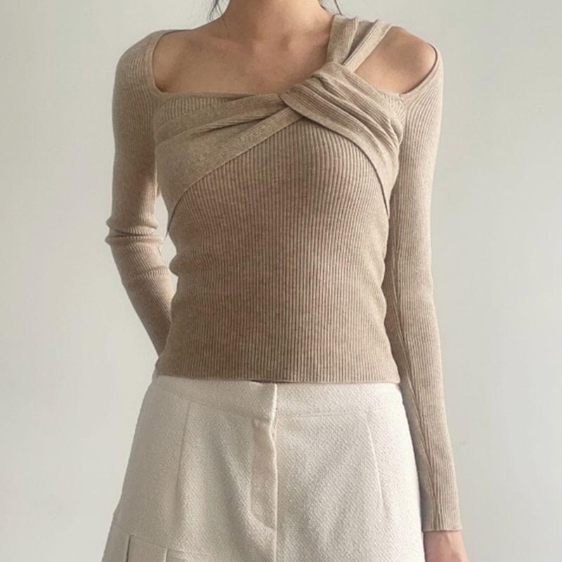 Long Sleeve Cold-Shoulder Plain Knotted Ribbed-Knit Slim-Fit Crop Top Product Image