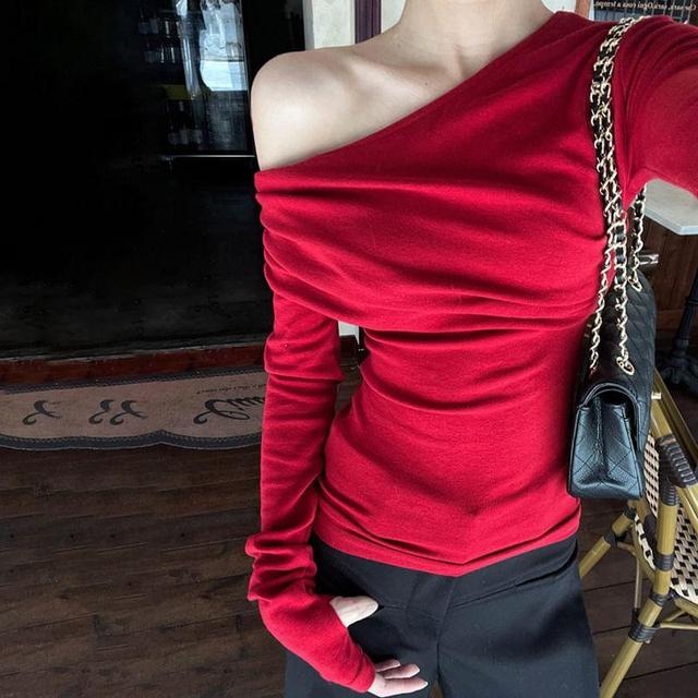 Long Sleeve Cold-Shoulder Plain Ruched Slim-Fit Top Product Image