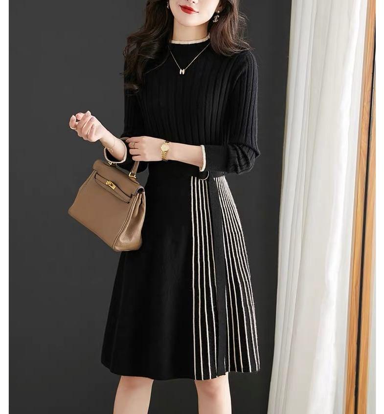 Long-Sleeve Mock Neck Plain Ribbed Knit Midi A-Line Dress Product Image