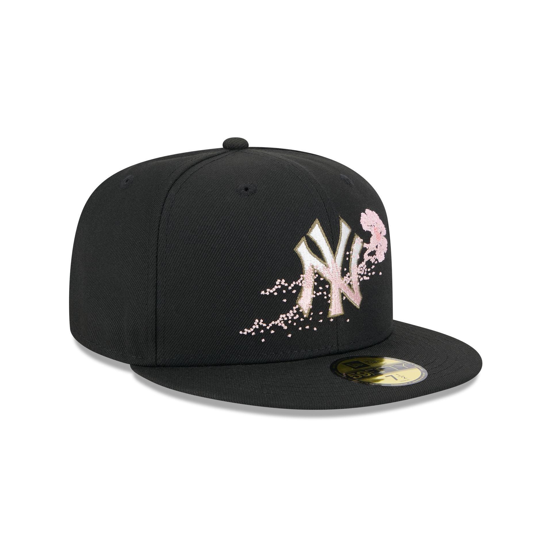 New York Yankees Dotted Floral 59FIFTY Fitted Hat Male Product Image