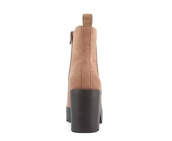 Journee Collection Womens Cassidy Bootie Product Image