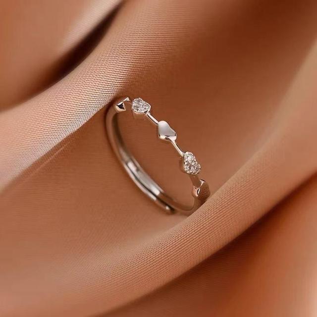 925 Sterling Silver Heart Ring Product Image