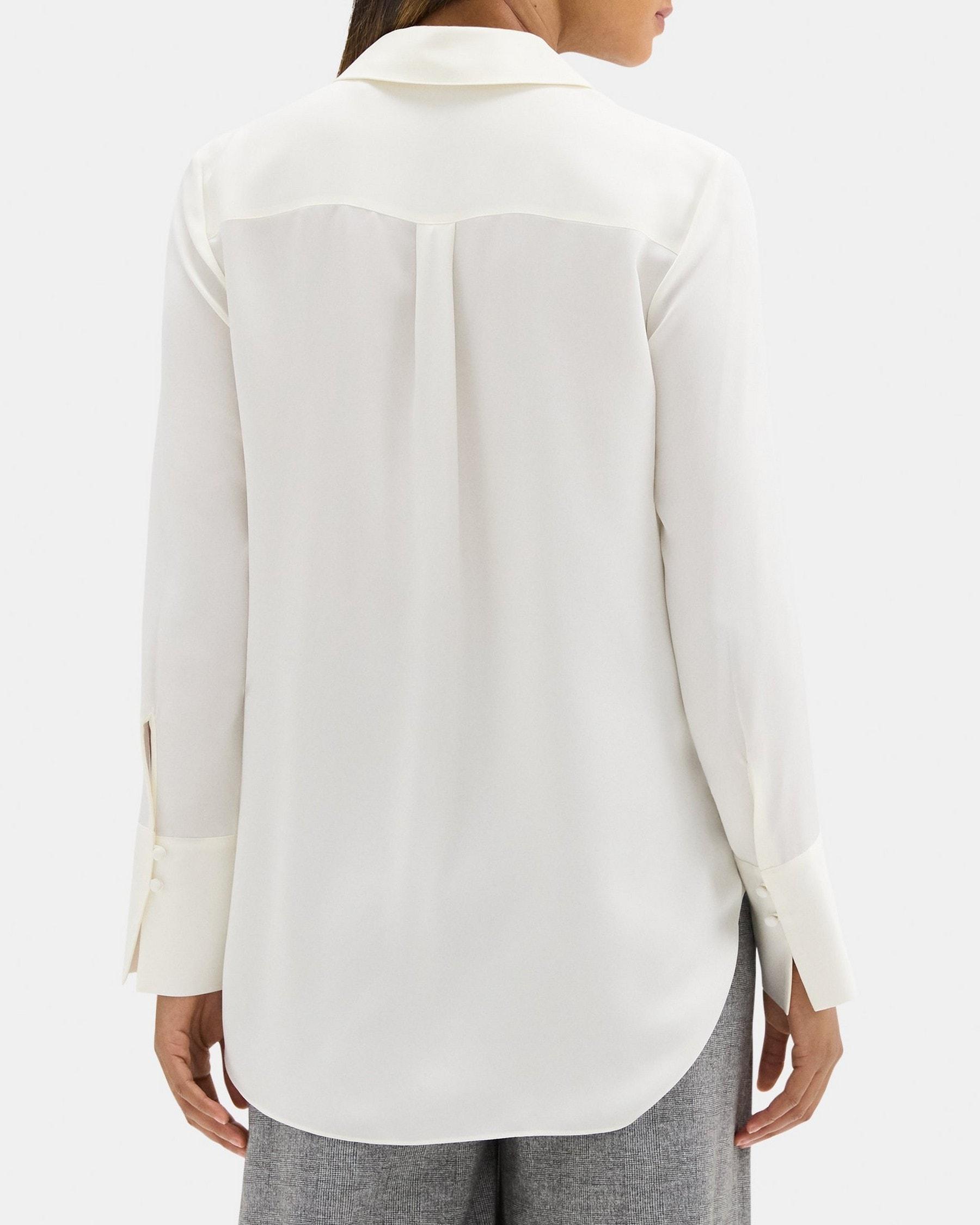 V-Neck Blouse in Silk Product Image