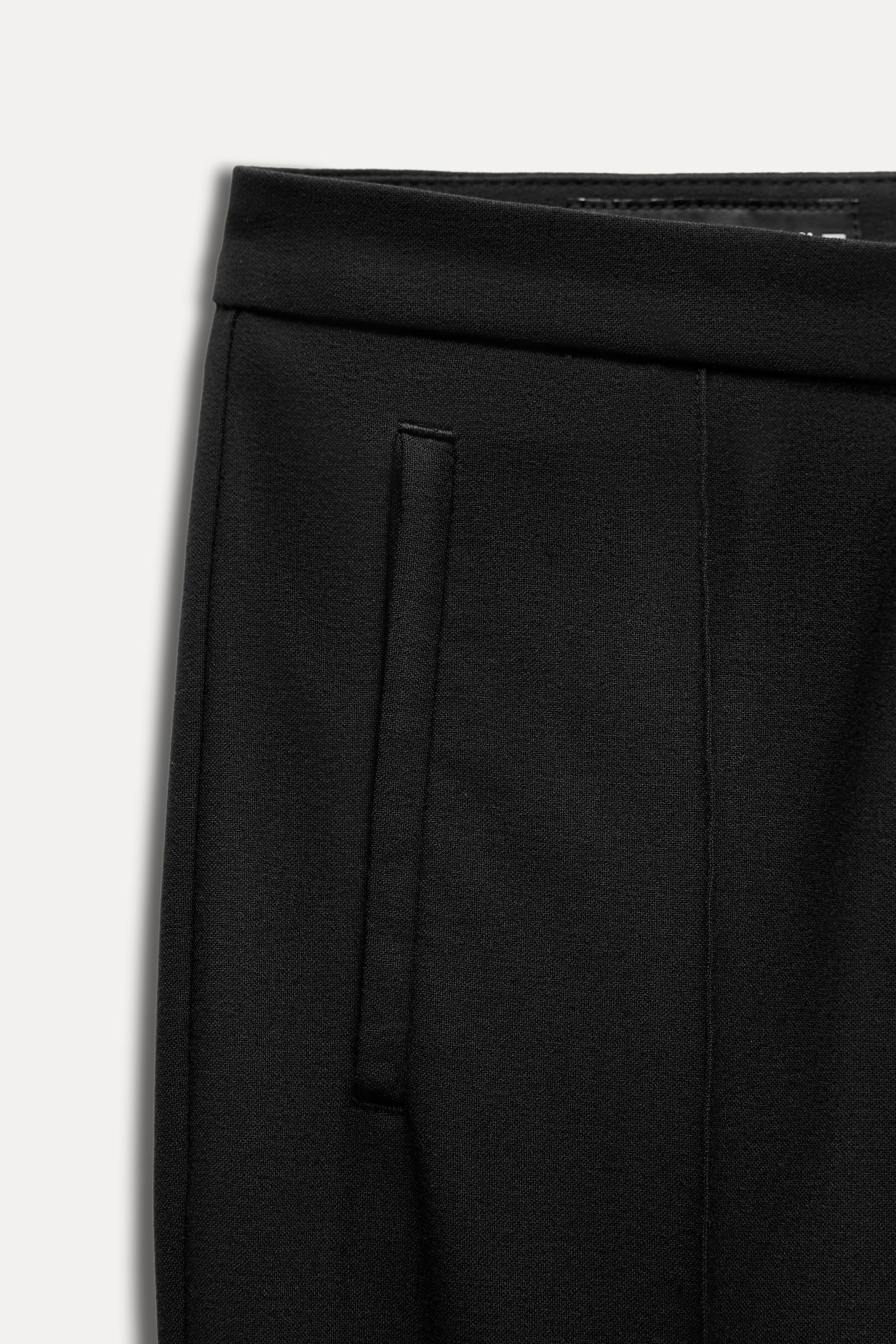 CENTRAL SEAM ANKLE LENGTH PANTS Product Image