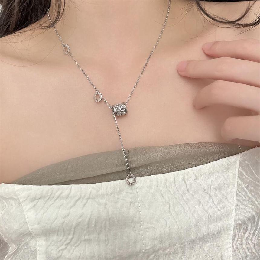 Alloy Necklace Product Image