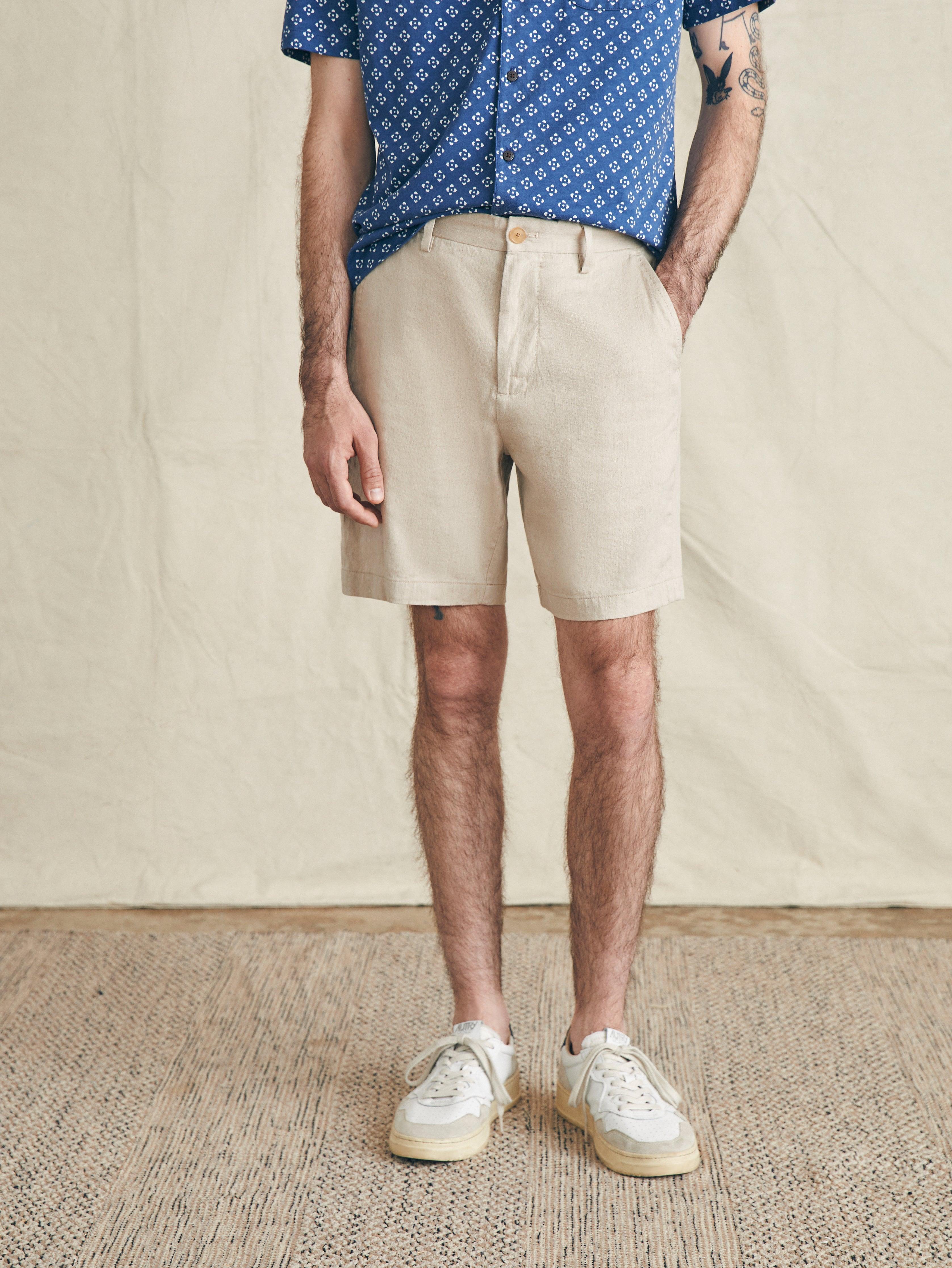 Movement™ Flex Linen Short - Natural Male Product Image