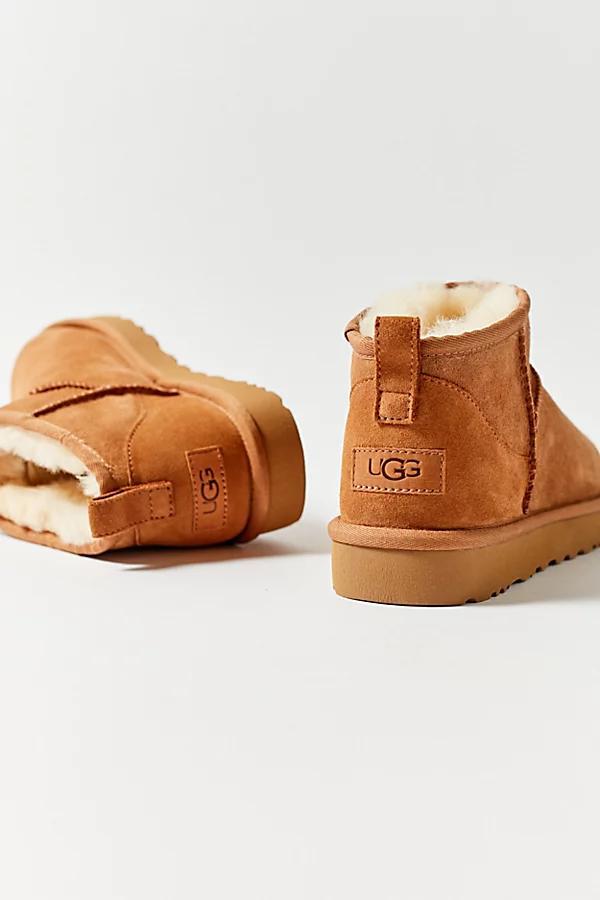 UGG Classic Ultra Mini boots Product Image