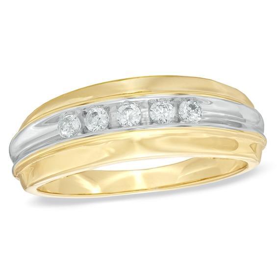 Men's 1/4 CT. T.w. Diamond Five Stone Wedding Band in 10K Gold Product Image