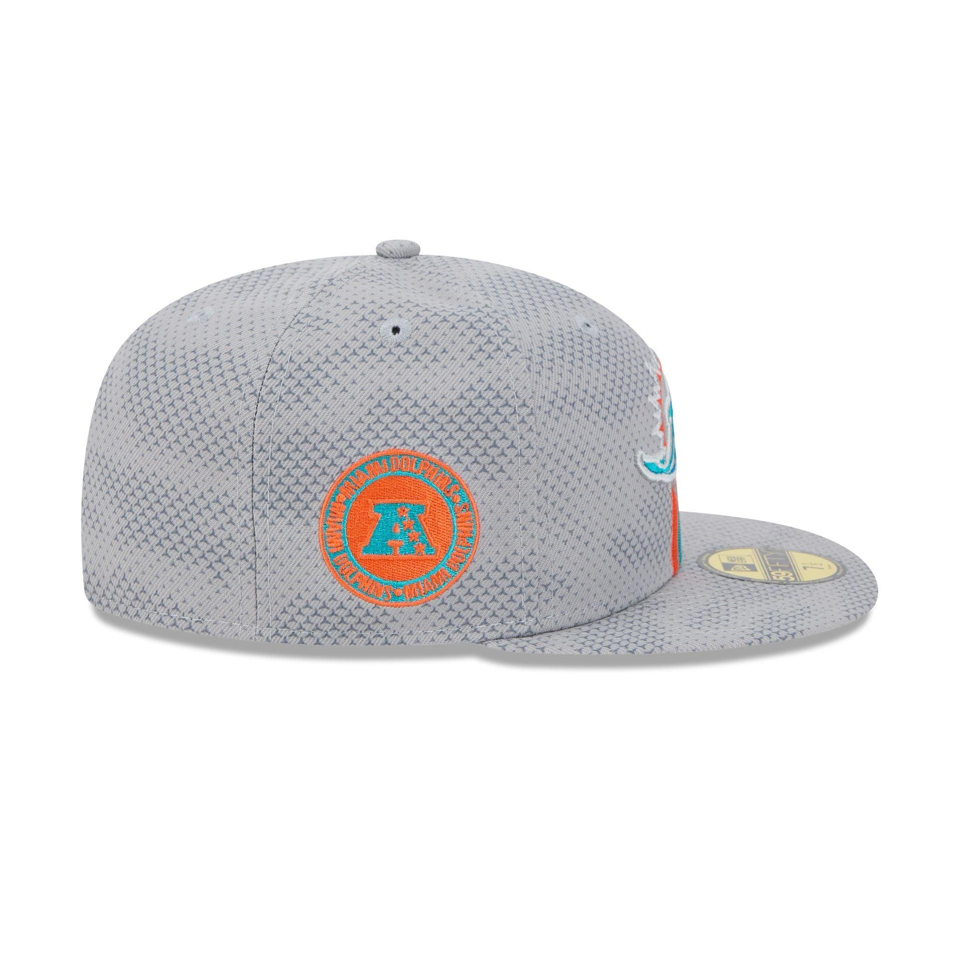 Miami Dolphins 2024 Sideline Gray 59FIFTY Fitted Hat Male Product Image