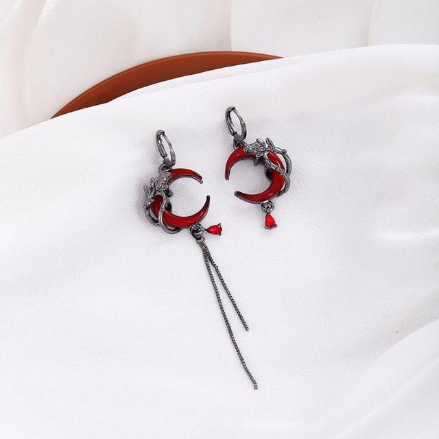 Moon Asymmetrical Alloy Threader Earring Product Image