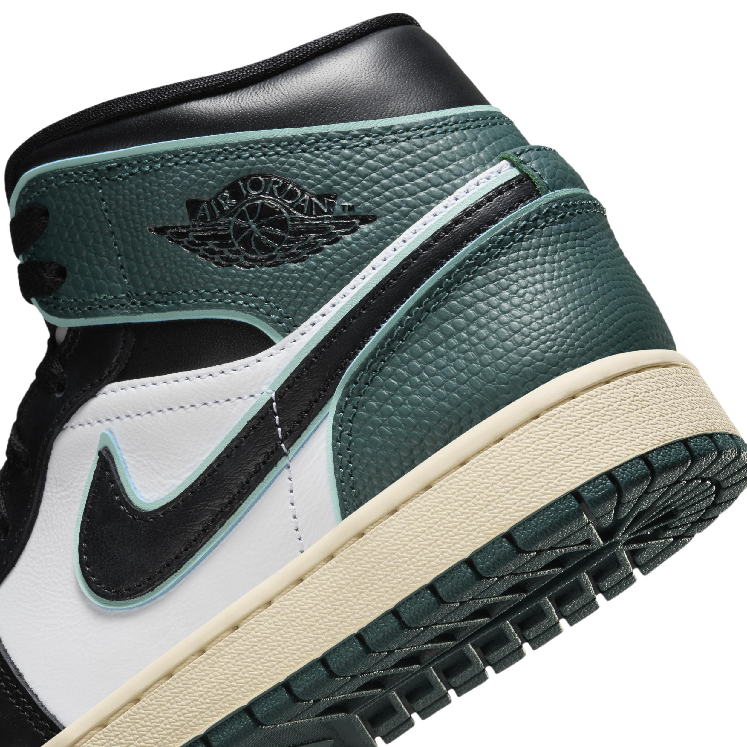 Air Jordan 1 Mid SE Women's Shoes Product Image