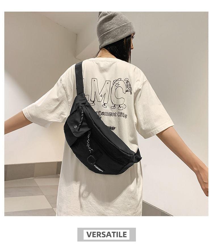 Plain Sling Bag Product Image