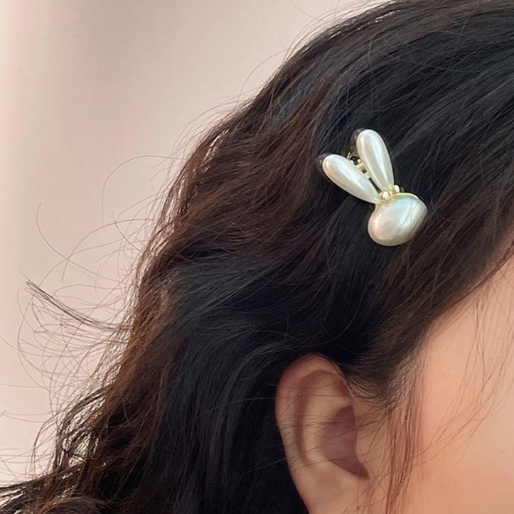 Rabbit Faux Pearl Alloy Hair Clip Product Image