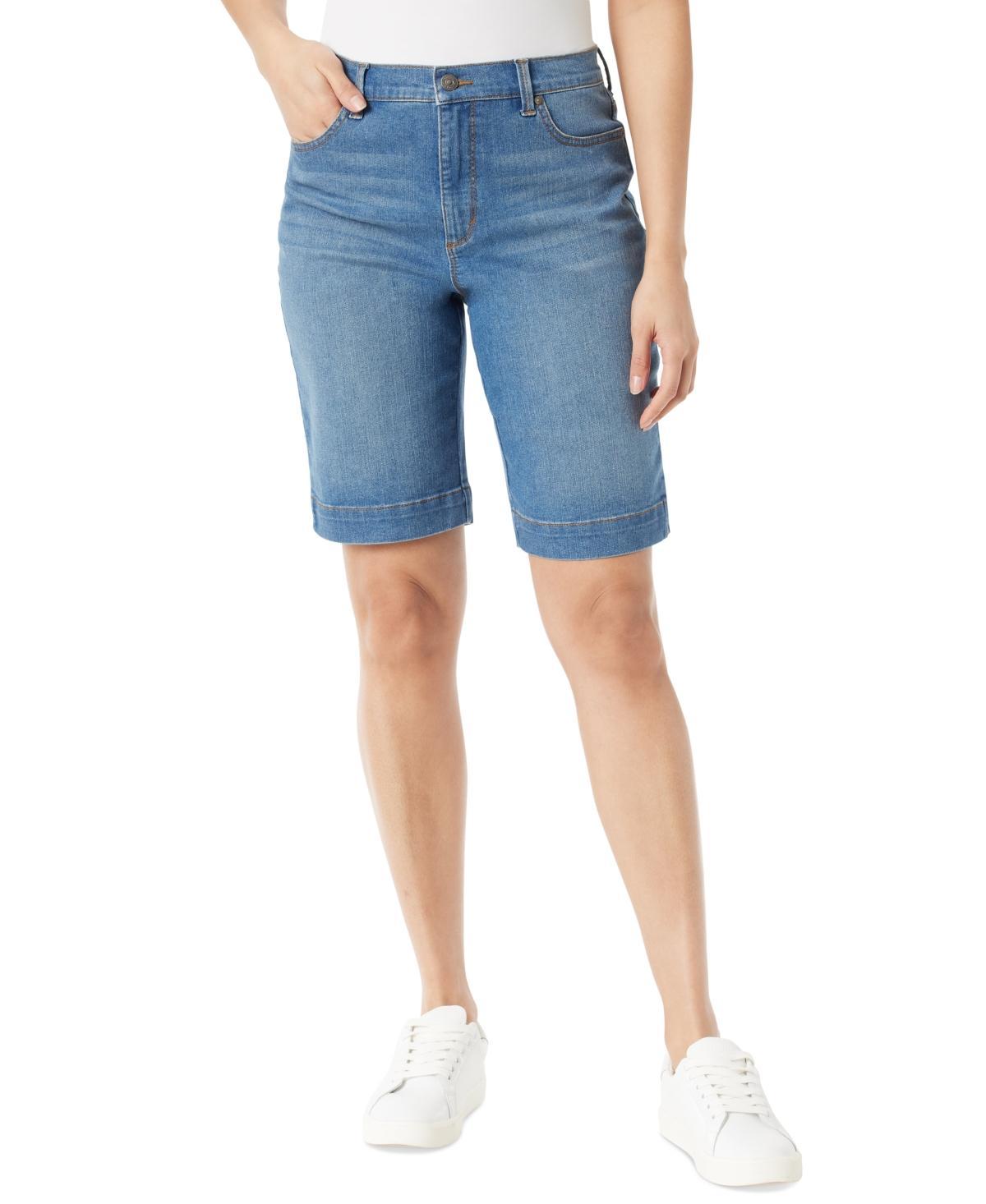 Women's Amanda 11 Bermuda Denim Shorts Product Image