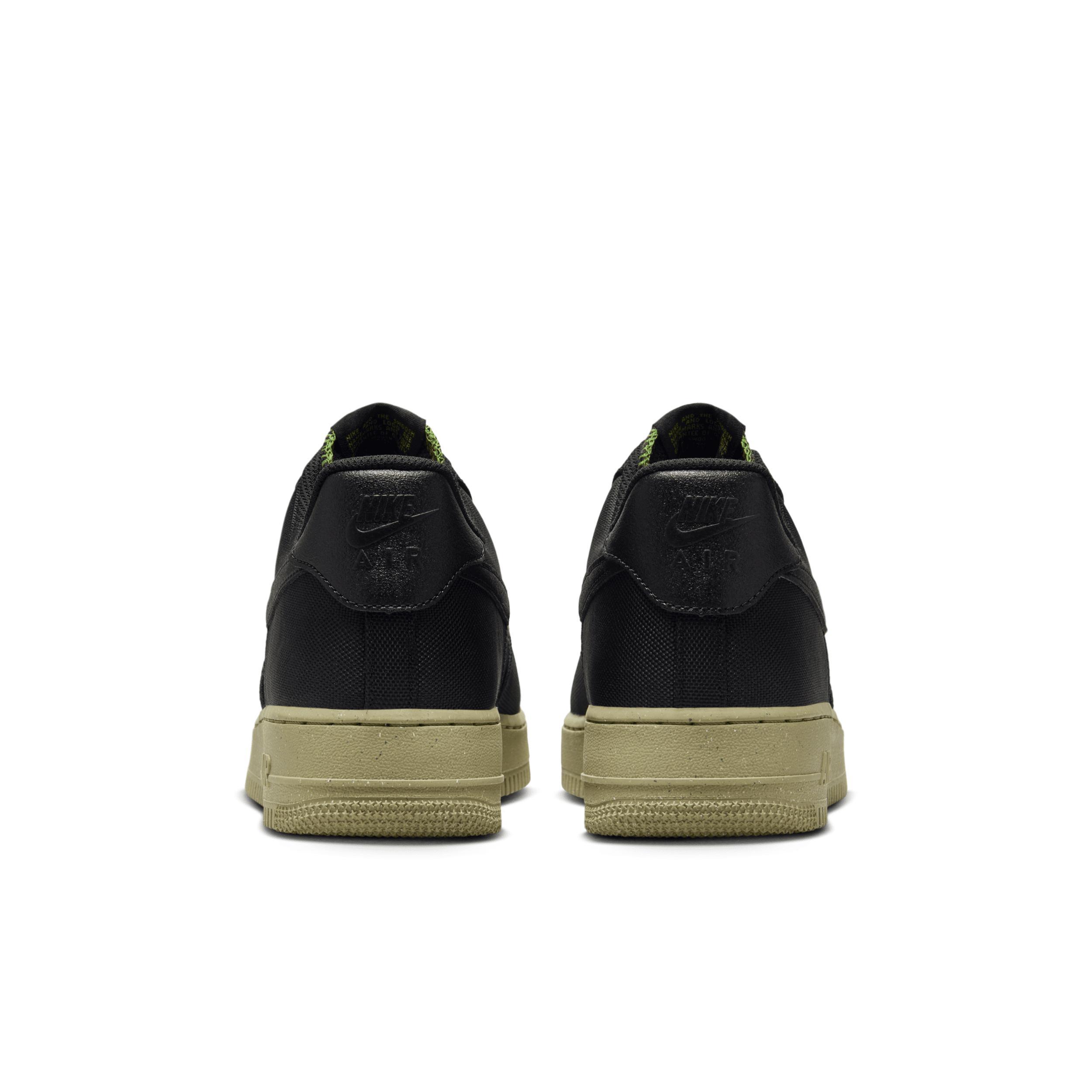 Nike Men's Air Force 1 '07 LV8 Shoes Product Image