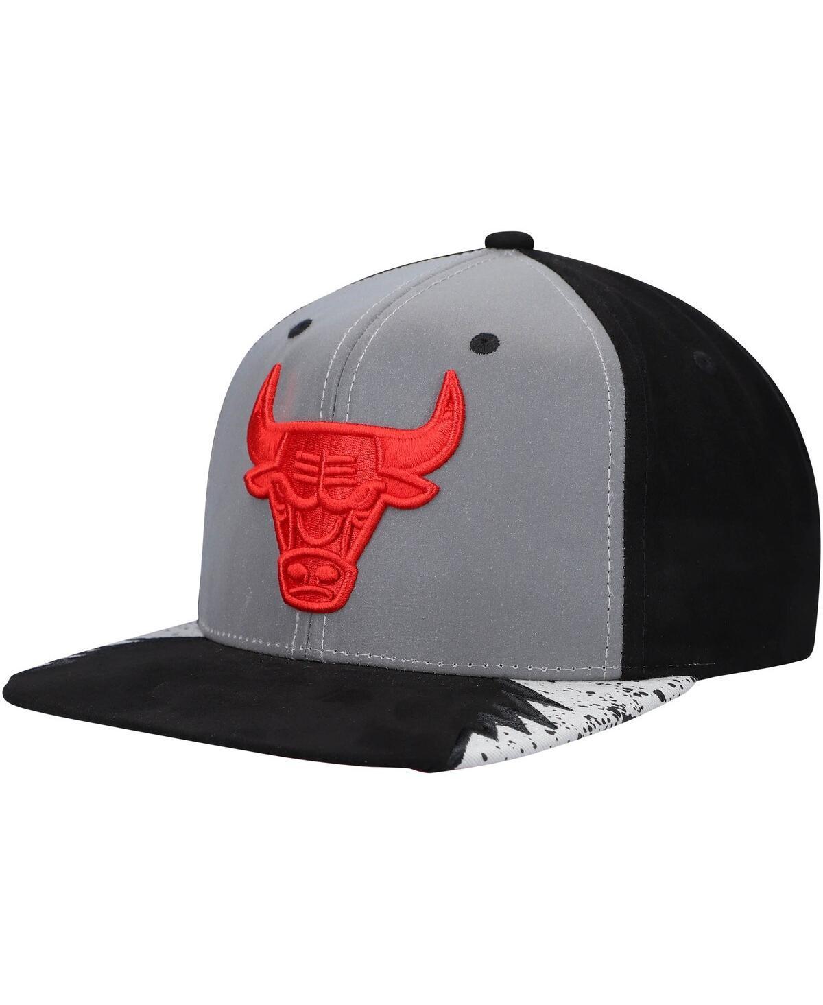 Mens Mitchell & Ness /Gray Chicago Bulls Day 5 Snapback Hat Product Image