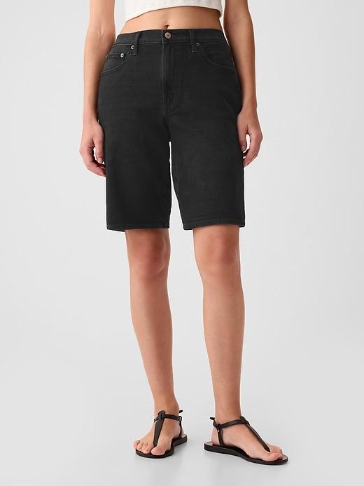 9" High Rise Bermuda Shorts Product Image