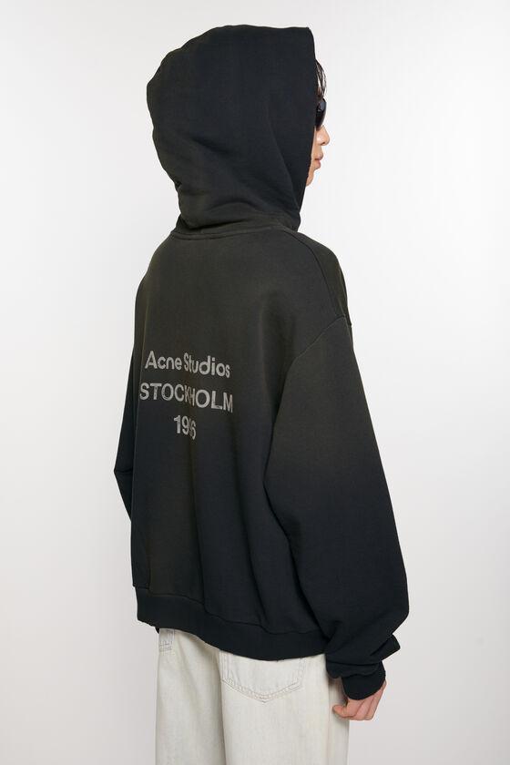 Logo hooded sweater Product Image