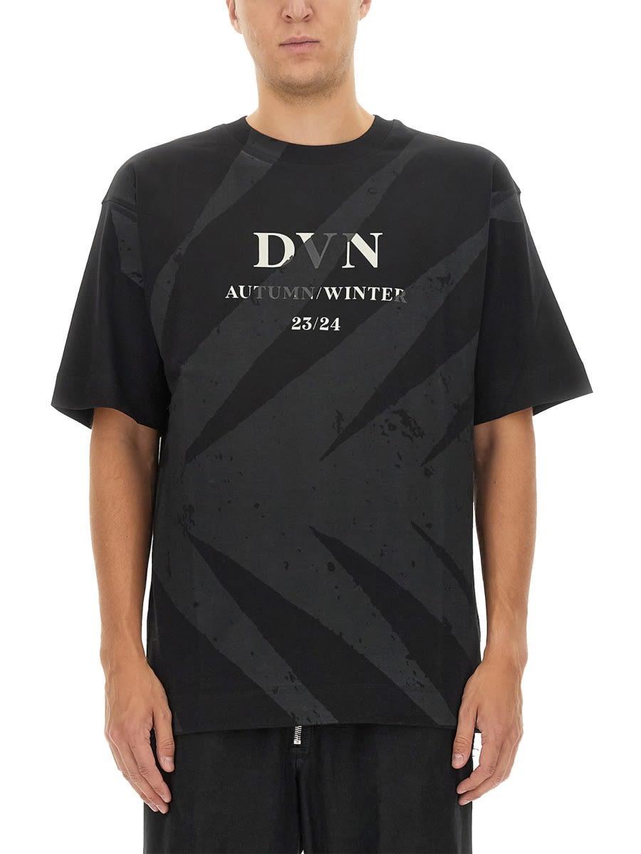 Heli Printed T-shirt In Black Product Image