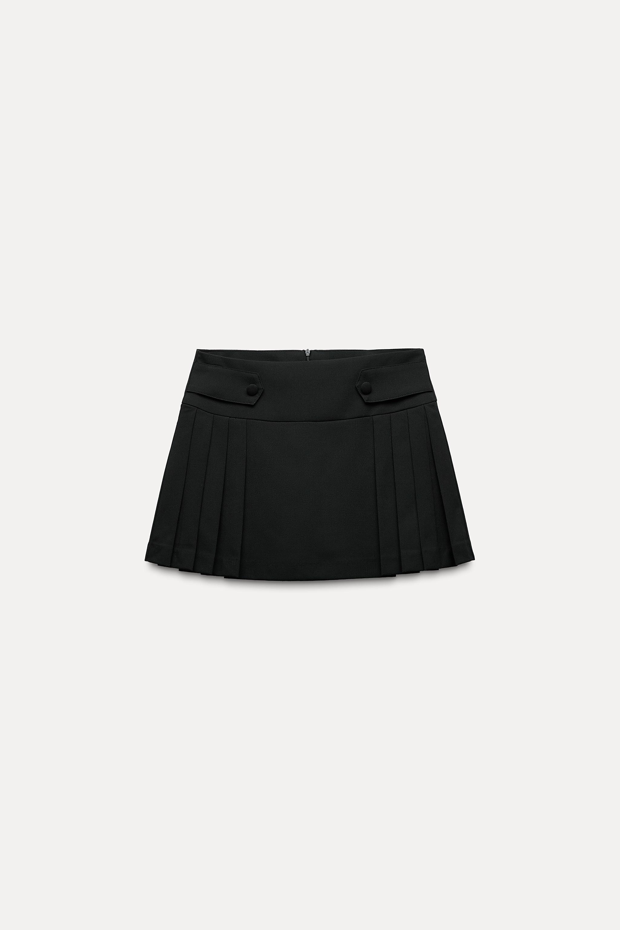 PLEATED SKORT Product Image