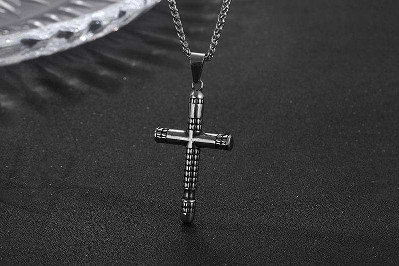 Cross Pendant Necklace Product Image