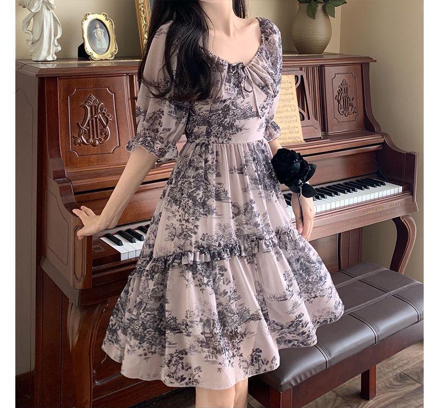 Puff-Sleeve Scoop Neck Floral A-Line Dress Product Image