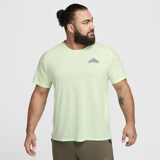 Nike Men's Trail Solar Chase Dri-FIT Short-Sleeve Running Top Product Image