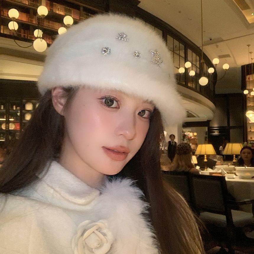 Rhinestone Knit Beret Product Image