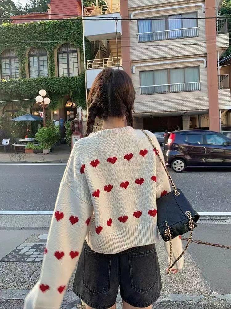 Round Neck Heart Print Sweater Product Image