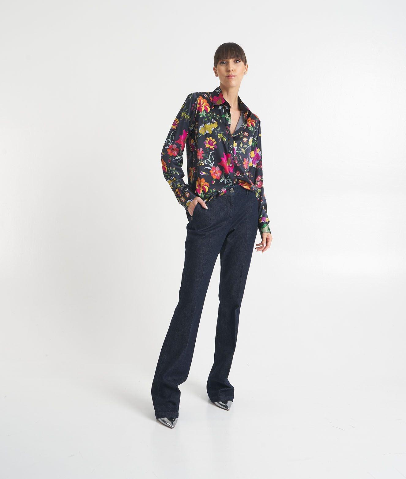 Blouse with floral print Product Image