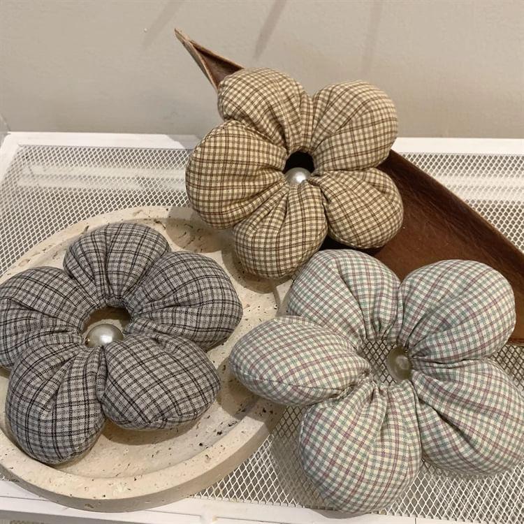 Faux Pearl Flower Padded Scrunchie Product Image