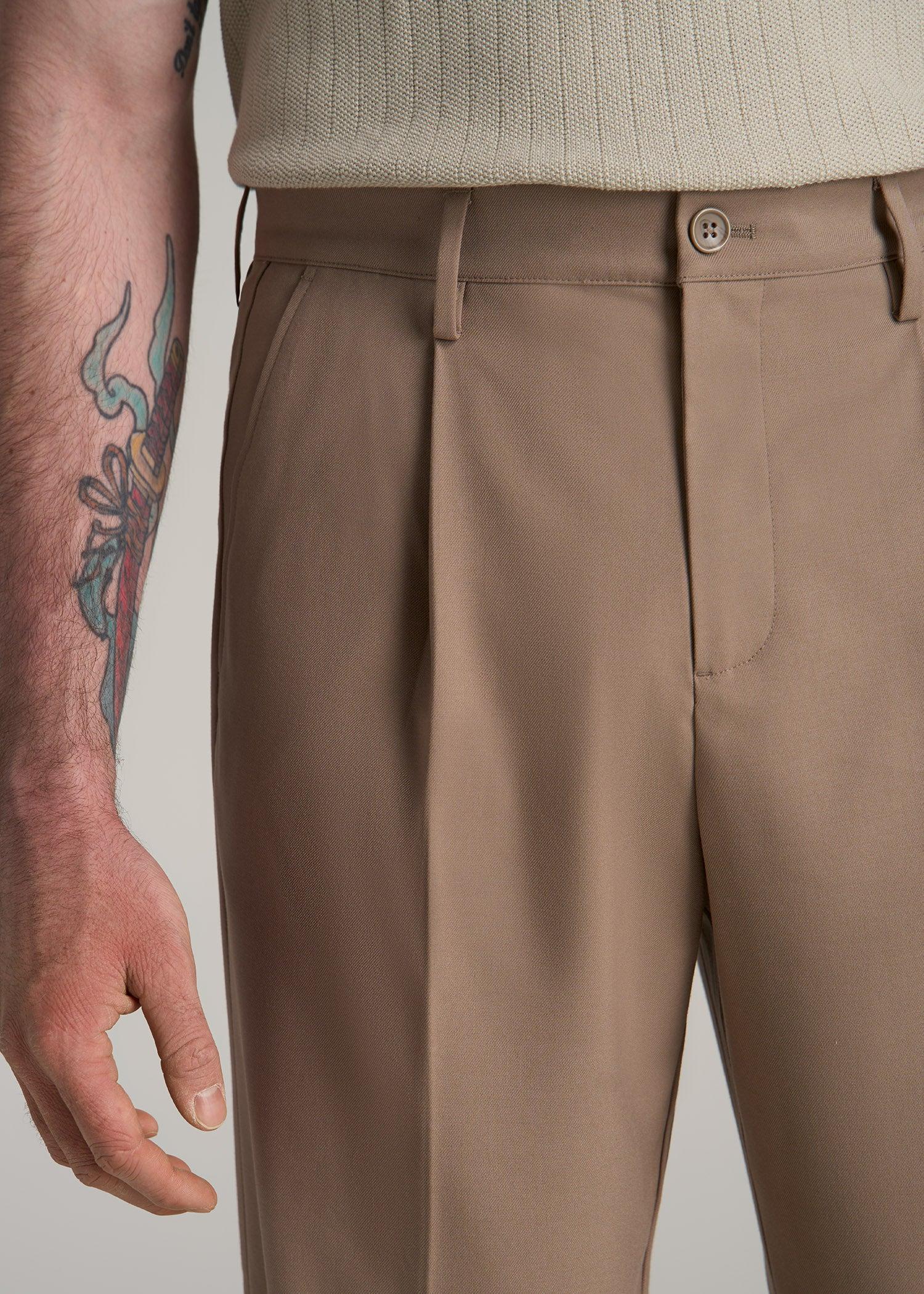 Tall Men's Relaxed Pleated Trouser in Dark Sand Male Product Image