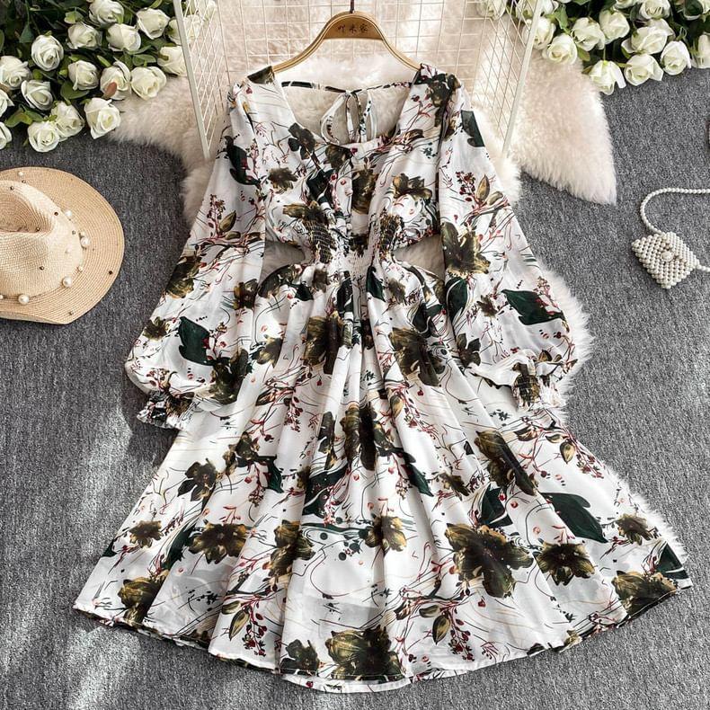 Puff-Sleeve Floral A-Line Dress Product Image