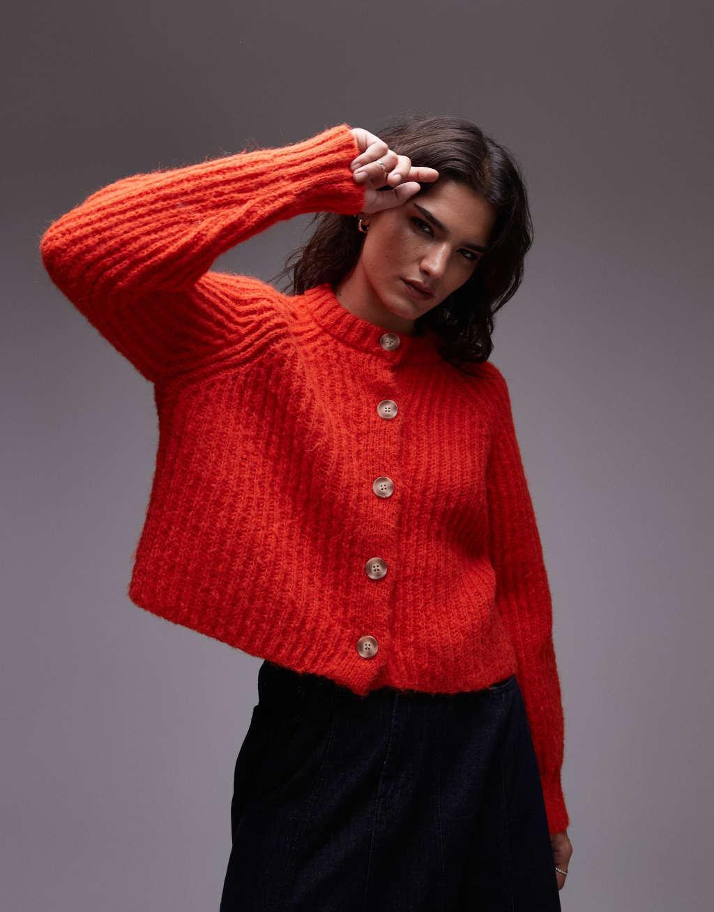 Topshop knitted chunky crew neck cardigan in red Product Image