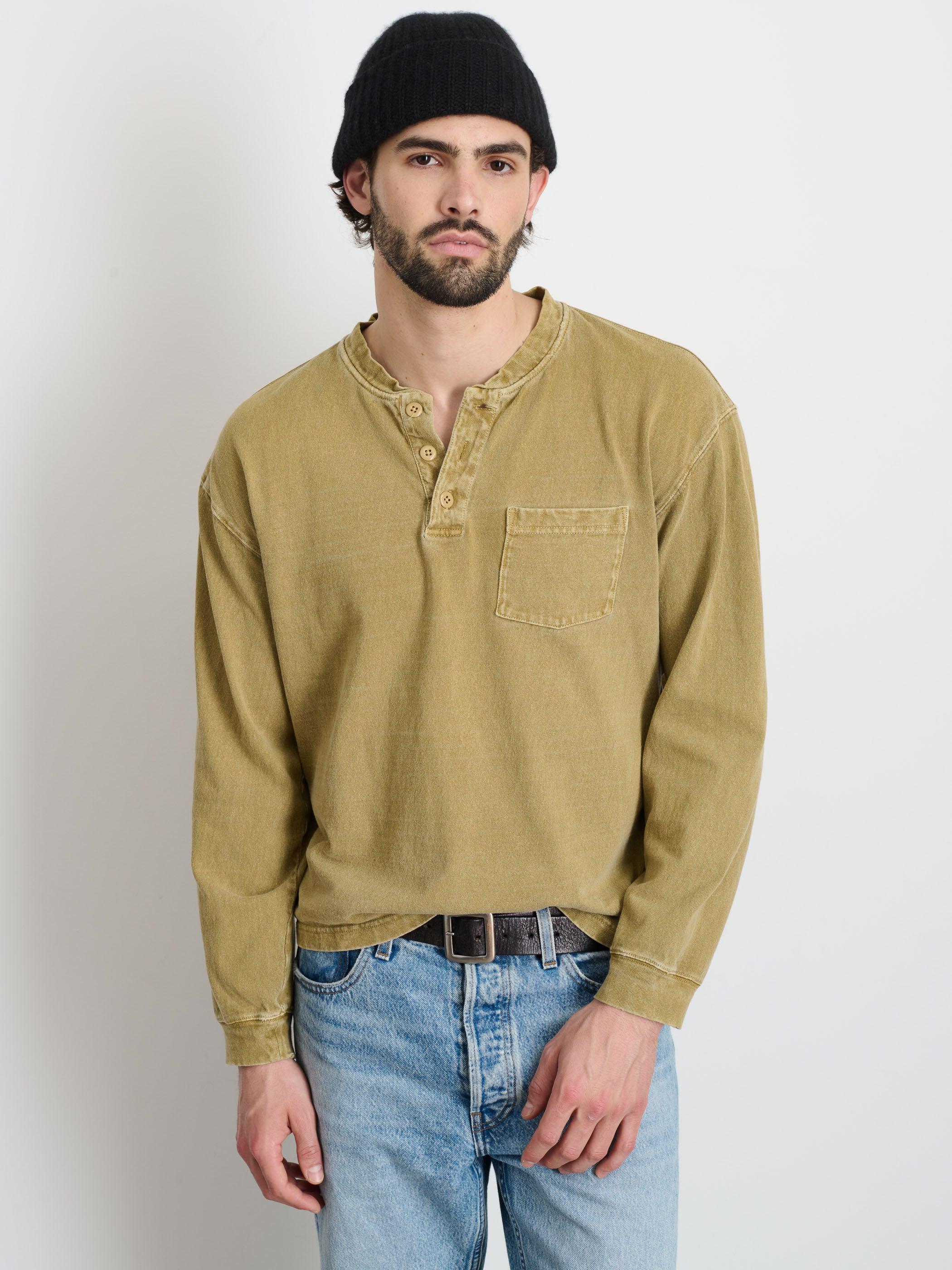 Alan Henley In Heavyweight Cotton Male Product Image