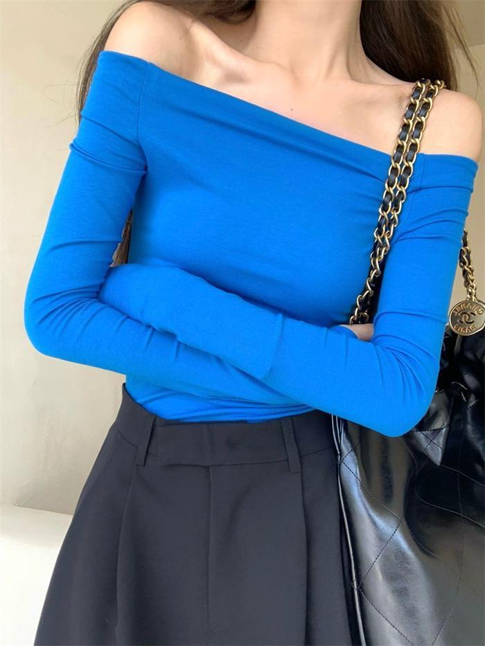 Long-Sleeve Off-Shoulder Plain Slim Fit T-Shirt Product Image