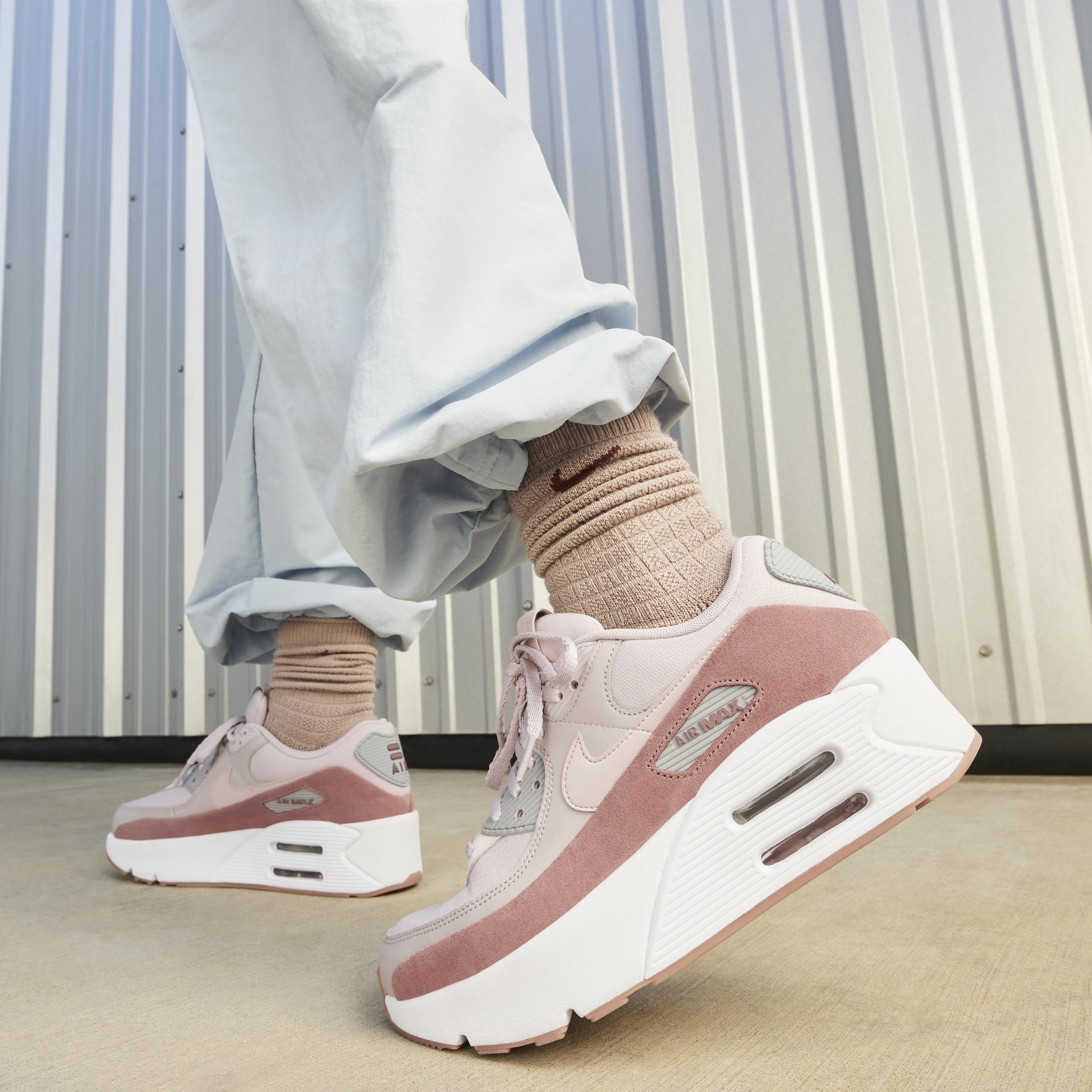 Nike Women's Air Max 90 LV8 Shoes Product Image