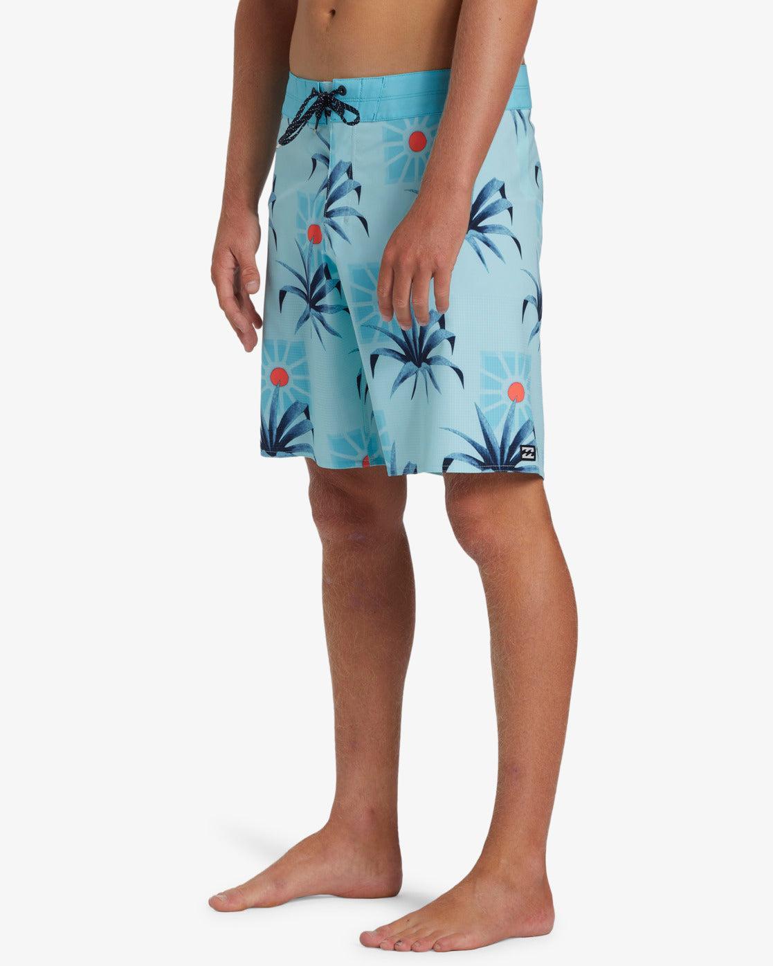 Sundays Airlite 19" Boardshorts - Coastal Male Product Image