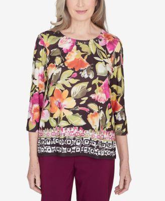 Classic Bold Floral Geometric Border Top Product Image